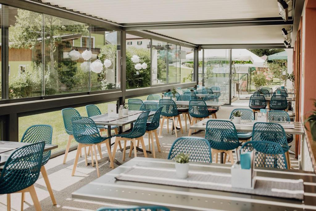 Dorfcafe Unken Hotelpension Swirtshaus Im Dorf Экстерьер фото