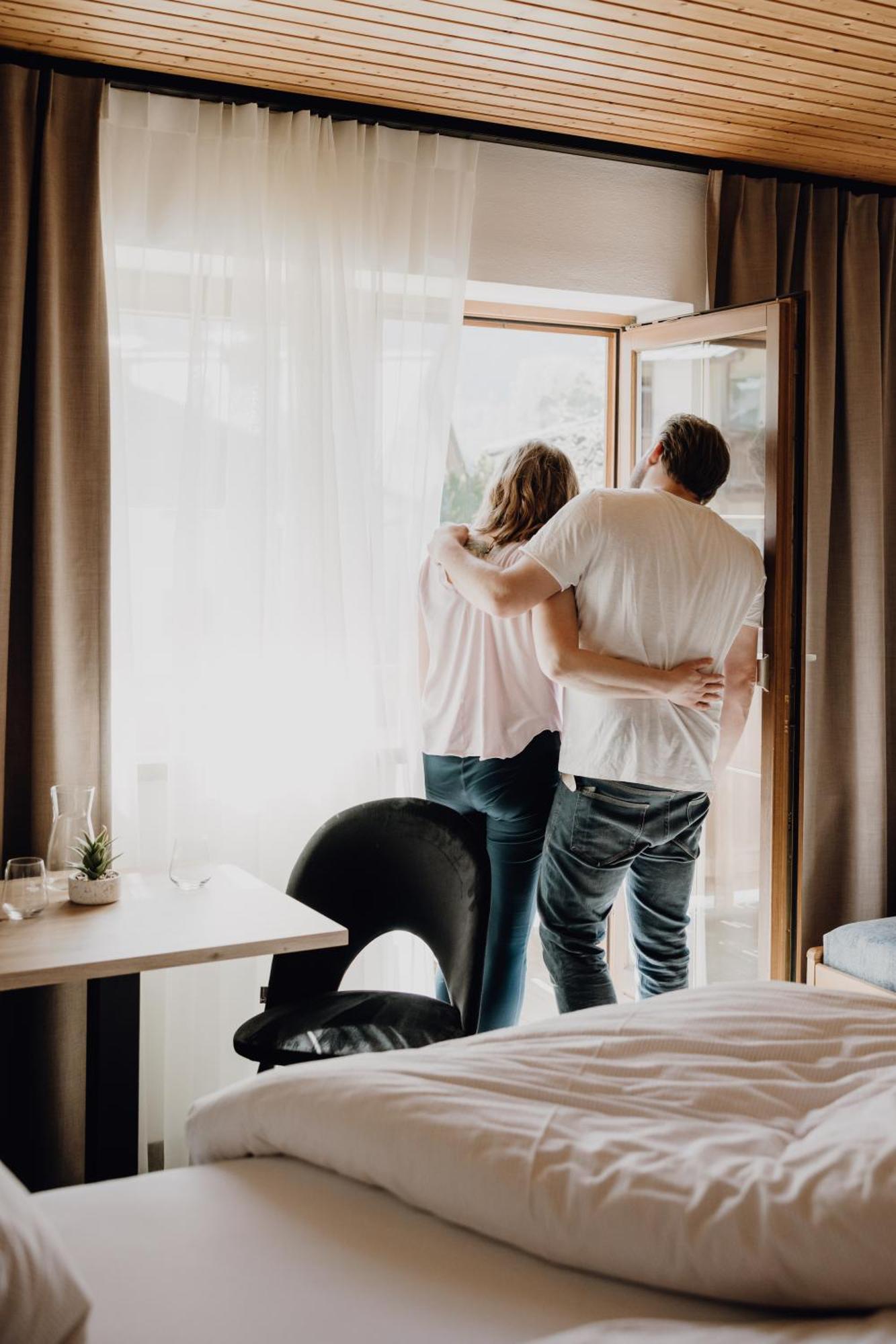 Dorfcafe Unken Hotelpension Swirtshaus Im Dorf Экстерьер фото