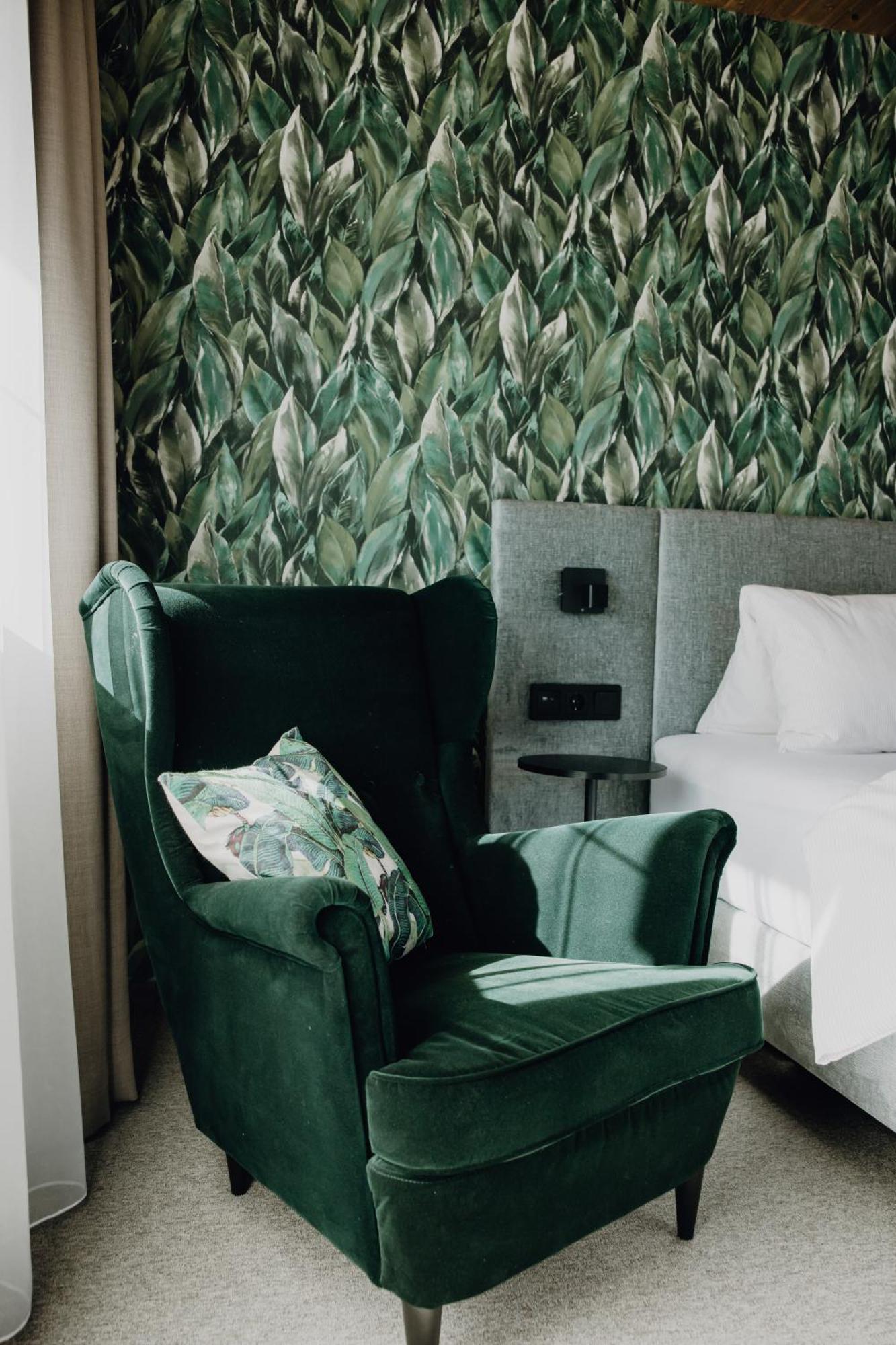 Dorfcafe Unken Hotelpension Swirtshaus Im Dorf Экстерьер фото